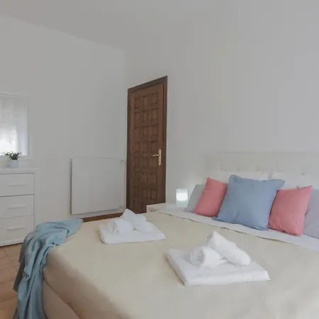 Maisontuscany - Jacuzzi * Carrara