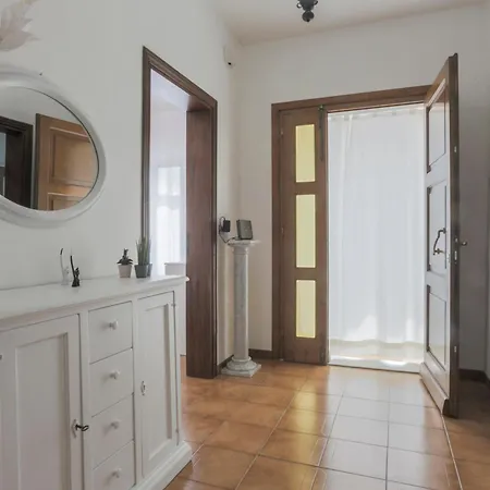 Maisontuscany - Jacuzzi Apartmán Carrara
