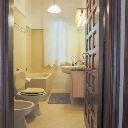 Maisontuscany - Jacuzzi Apartment Carrara